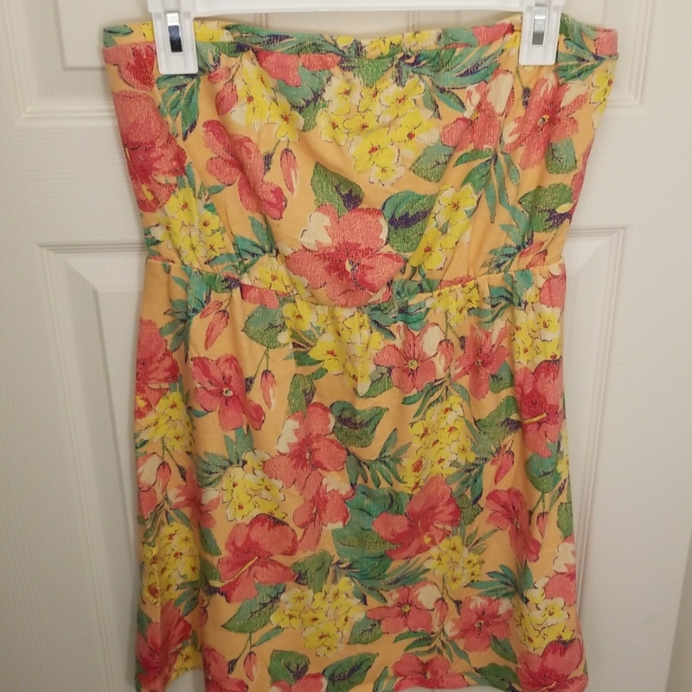 Cover up/strapless dress